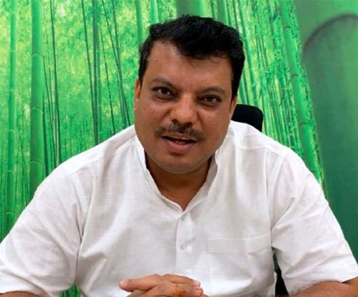 मध्य प्रदेश की भाजपा सरकार परिवहन घोटाले को दबाने का प्रयास कर रही है : उमंग सिंघार